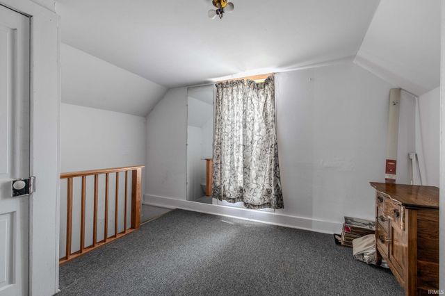 235 W Middlebury Street, Shipshewana, IN 46565