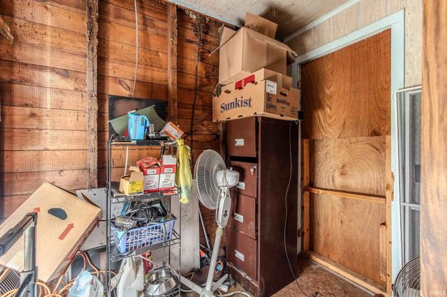 235 W Middlebury Street, Shipshewana, IN 46565