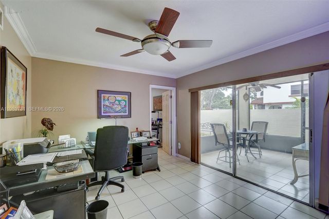 337 Ives Dairy Road 12, Miami, FL 33179