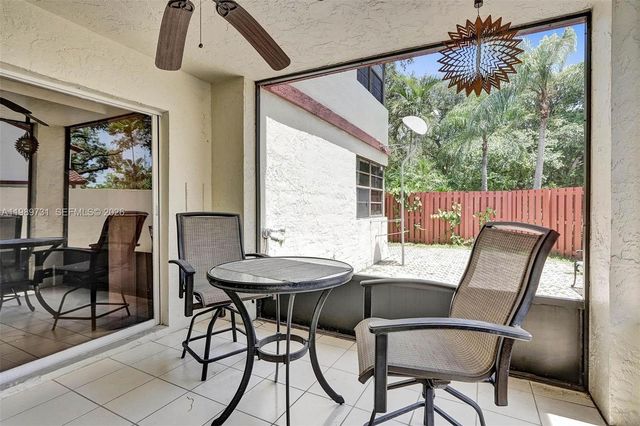 337 Ives Dairy Road 12, Miami, FL 33179