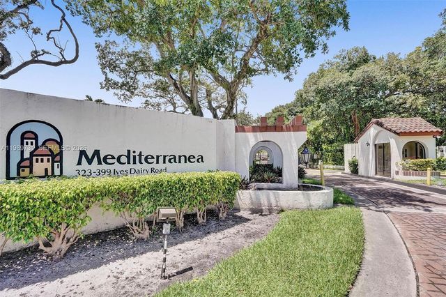 337 Ives Dairy Road 12, Miami, FL 33179