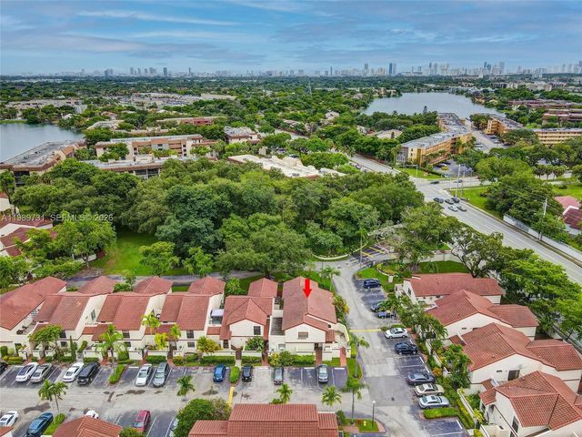 337 Ives Dairy Road 12, Miami, FL 33179