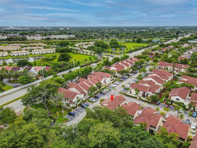 337 Ives Dairy Road 12, Miami, FL 33179