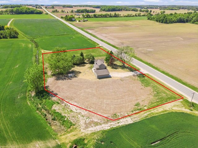 W3913 COUNTY E, Chilton, WI 53014