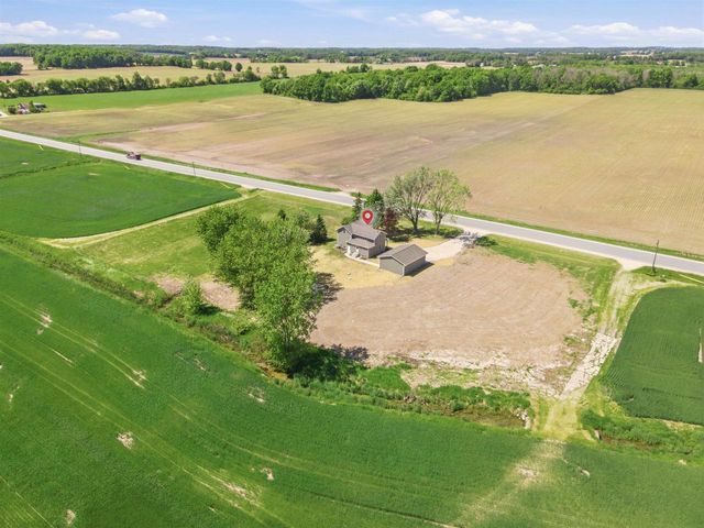 W3913 COUNTY E, Chilton, WI 53014