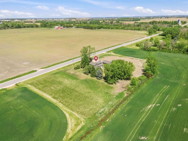 W3913 COUNTY E, Chilton, WI 53014