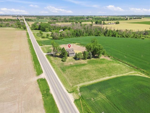 W3913 COUNTY E, Chilton, WI 53014