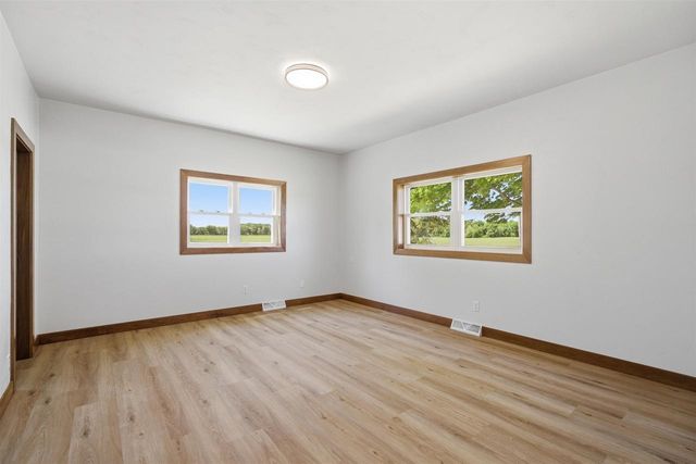 W3913 COUNTY E, Chilton, WI 53014