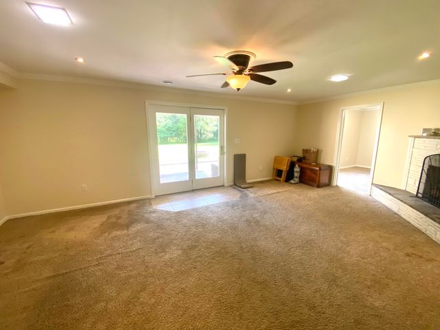 145 Hillmont Drive, Paducah, KY 42003