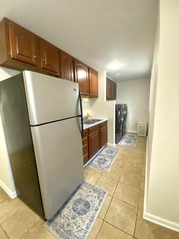 145 Hillmont Drive, Paducah, KY 42003