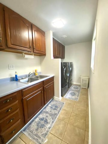 145 Hillmont Drive, Paducah, KY 42003
