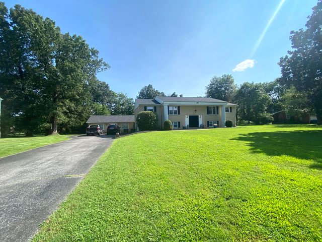145 Hillmont Drive, Paducah, KY 42003