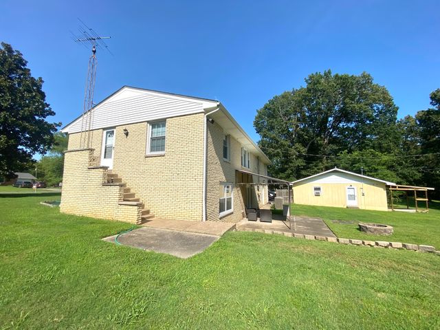 145 Hillmont Drive, Paducah, KY 42003