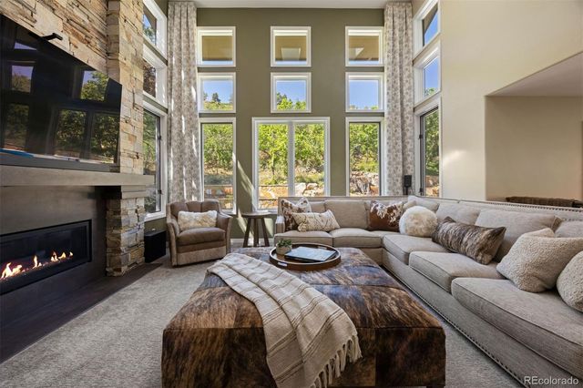10 Castle Pines Drive N, Castle Rock, CO 80108