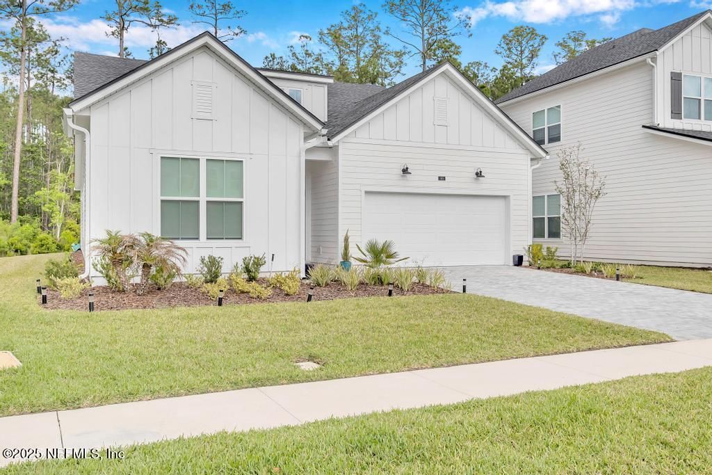 145 BRIDGETON Street, St. Johns, FL 32259