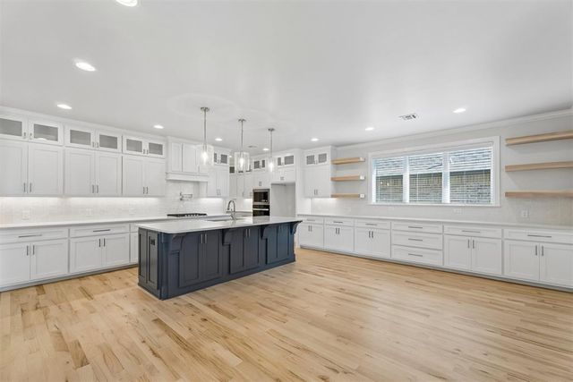 15713 Paterson Avenue, Oklahoma City, OK 73078