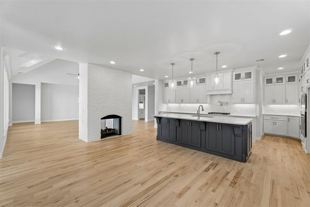15713 Paterson Avenue, Oklahoma City, OK 73078