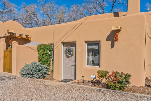 115 Santa Fe Avenue I, Santa Fe, NM 87505