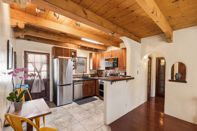 115 Santa Fe Avenue I, Santa Fe, NM 87505