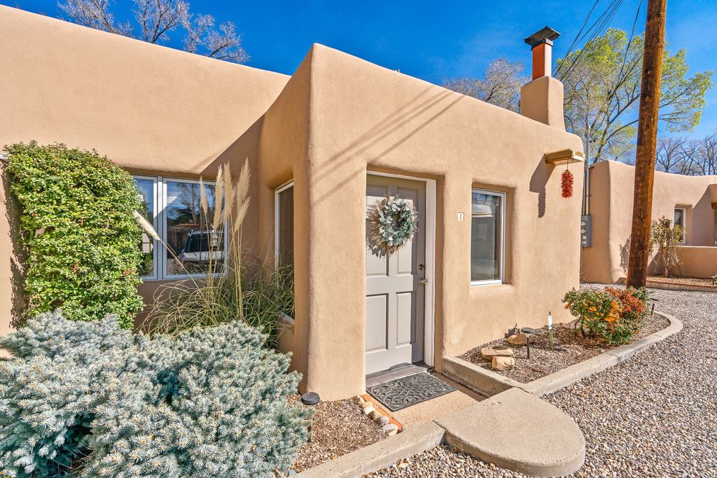 115 Santa Fe Avenue I, Santa Fe, NM 87505