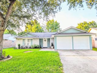 2706 Orion Drive, League City, TX 77573