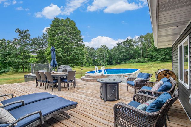 8861 S Big Buck Lane, Newaygo, MI 49337