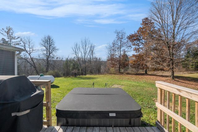 8861 S Big Buck Lane, Newaygo, MI 49337
