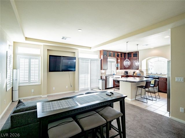 8104 Russell Creek Court, Las Vegas, NV 89139