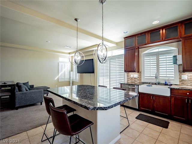 8104 Russell Creek Court, Las Vegas, NV 89139