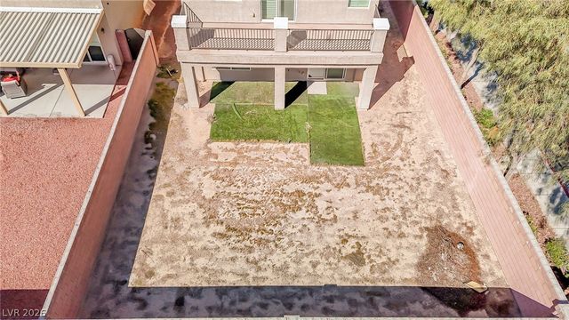 8104 Russell Creek Court, Las Vegas, NV 89139