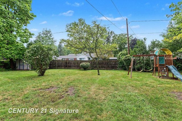 1375 Lathrup Park, Saginaw Twp, MI 48638