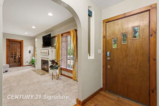 1375 Lathrup Park, Saginaw Twp, MI 48638