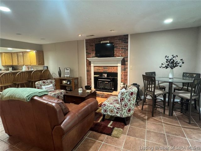 1523 Stone Ridge Drive, Georgetown, IN 47122