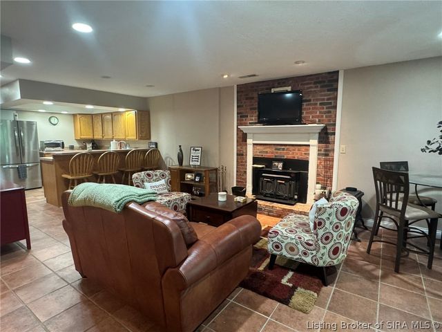 1523 Stone Ridge Drive, Georgetown, IN 47122