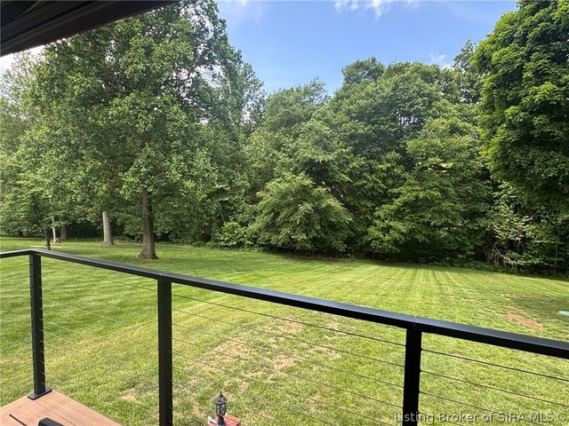 1523 Stone Ridge Drive, Georgetown, IN 47122