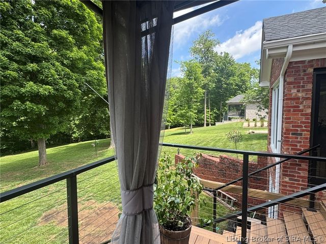 1523 Stone Ridge Drive, Georgetown, IN 47122