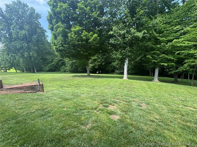 1523 Stone Ridge Drive, Georgetown, IN 47122