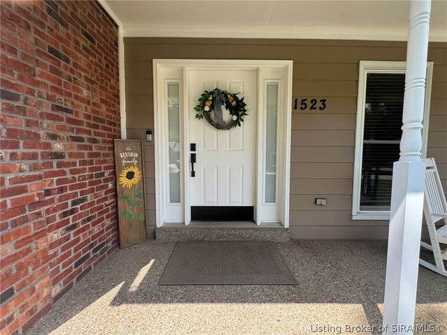 1523 Stone Ridge Drive, Georgetown, IN 47122