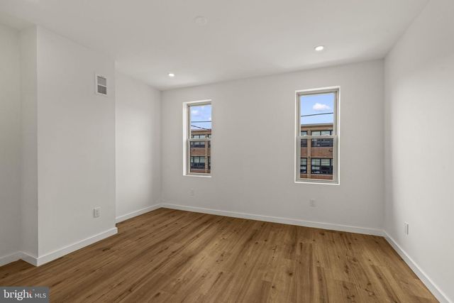 2514 S BANCROFT ST, Philadelphia, PA 19145
