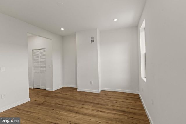 2514 S BANCROFT ST, Philadelphia, PA 19145