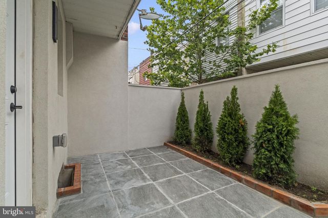 2514 S BANCROFT ST, Philadelphia, PA 19145