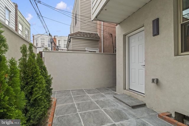 2514 S BANCROFT ST, Philadelphia, PA 19145