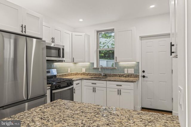2514 S BANCROFT ST, Philadelphia, PA 19145