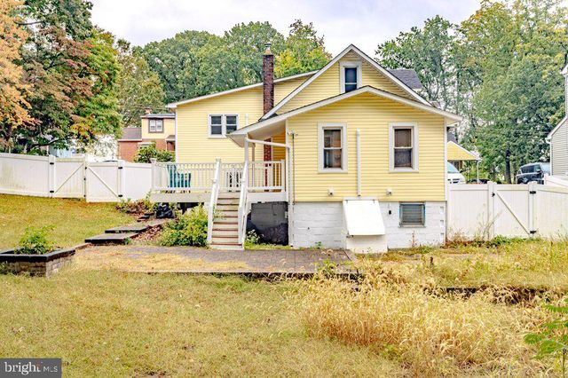 329 UNION AVE, Runnemede, NJ 08078