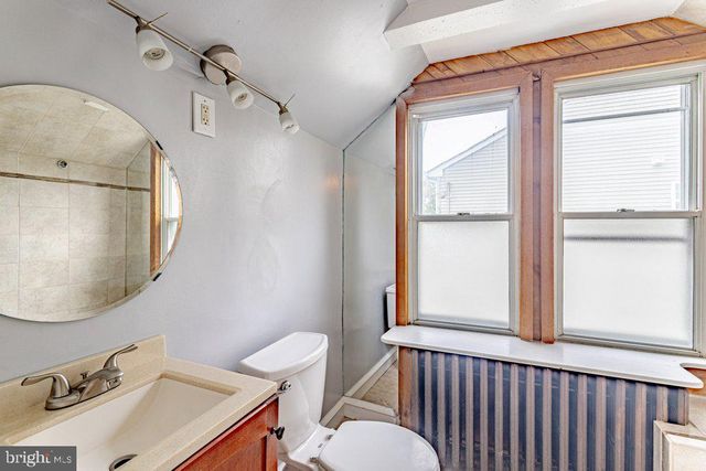 329 UNION AVE, Runnemede, NJ 08078