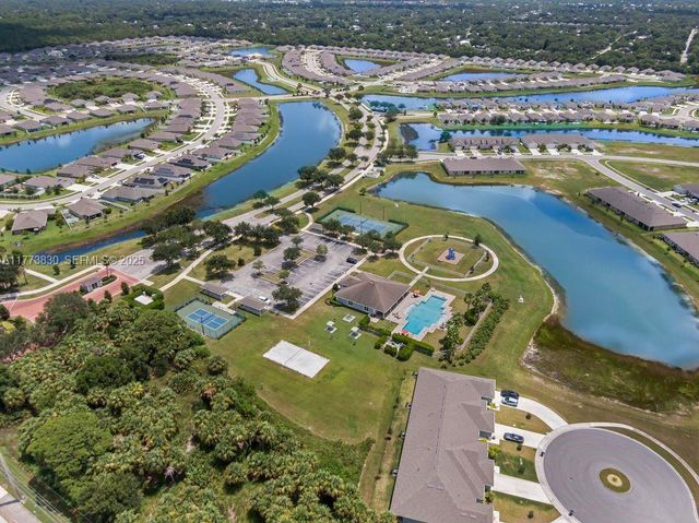 5317 Lugo St, Fort Pierce, FL 34951