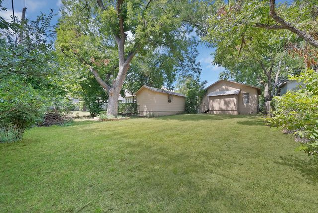 515 Woodrow Avenue, Fort Worth, TX 76105