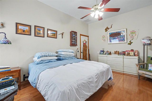 14 NW Stonebrook Dr, Lawton, OK 73505
