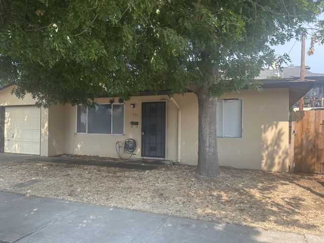 337 Acacia St, Lodi, CA 95240