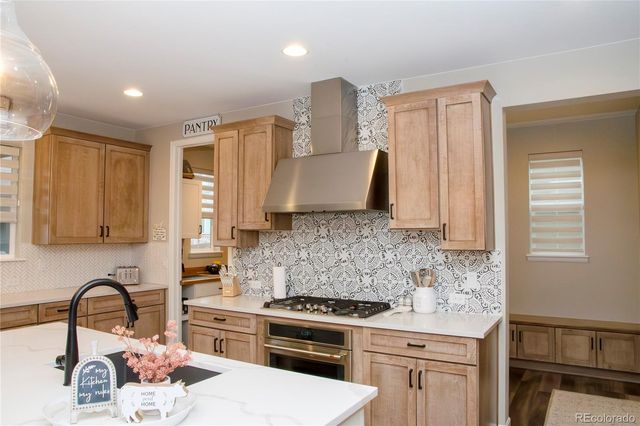 7936 S Jamestown Court, Aurora, CO 80016